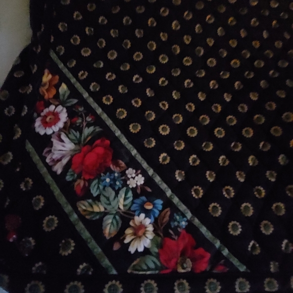 Vera Bradley Lg  Messenger Laptop Bag - Picture 2 of 9